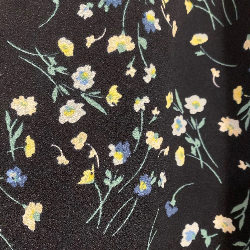 Flower blouse - Picture 7 of 7